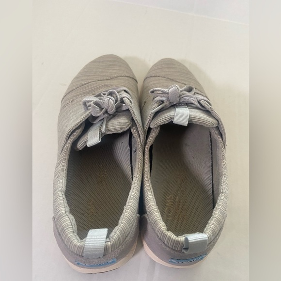 Toms Cabrillo women's size 10 canvas lightweight comfort sneakers EUC - Picture 3 of 10